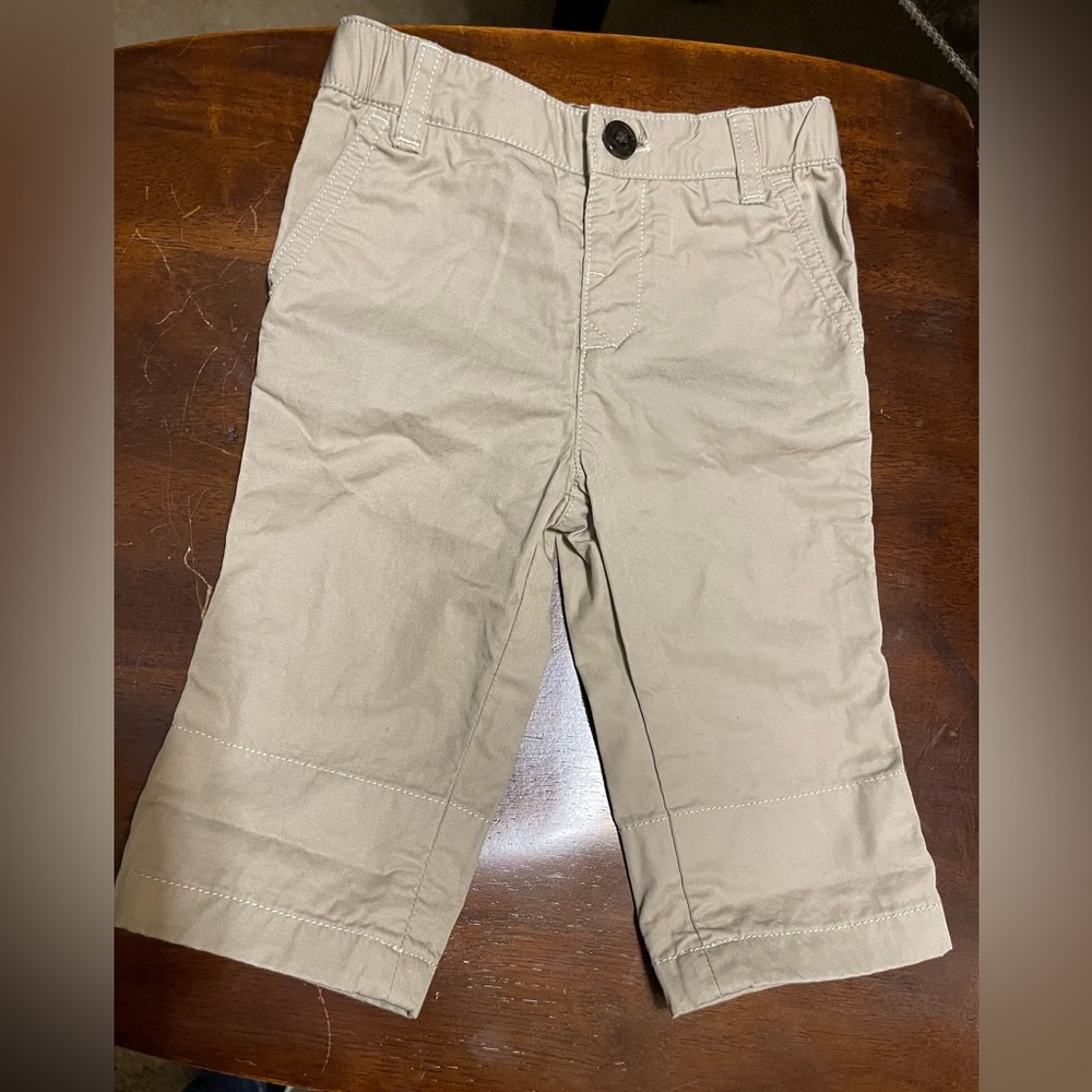 Burberry pants size 6 months